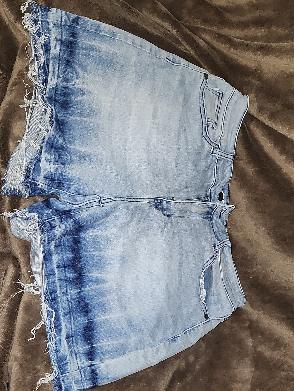 Judy Blues Light Blue Ombre Denim Frayed Hem Women's Shorts EUC